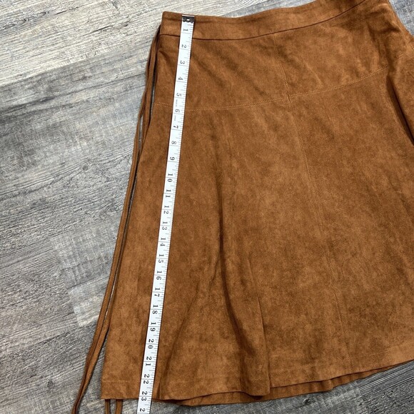 Octavia Faux Suede Knee Length Skirt Boho Fall Winter Size Medium - Picture 13 of 14